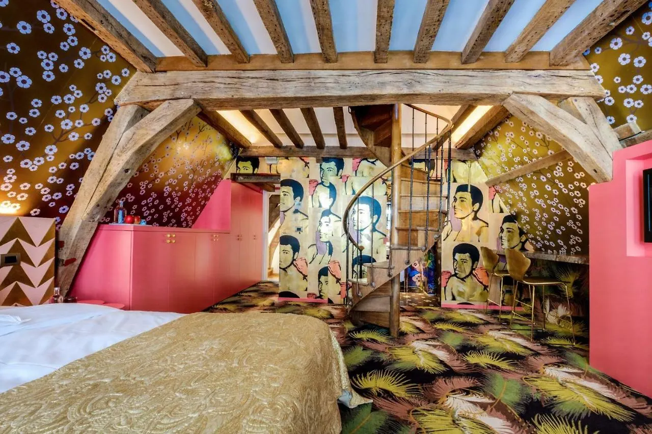 Small Luxury Hotel De Witte Lelie Anversa 4*,  Belgio