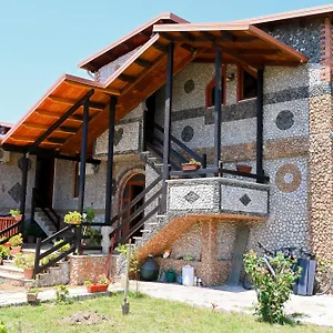 *** Hotel Bujtina Syni Zi 