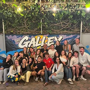  Hostel The Galley Party Albanien