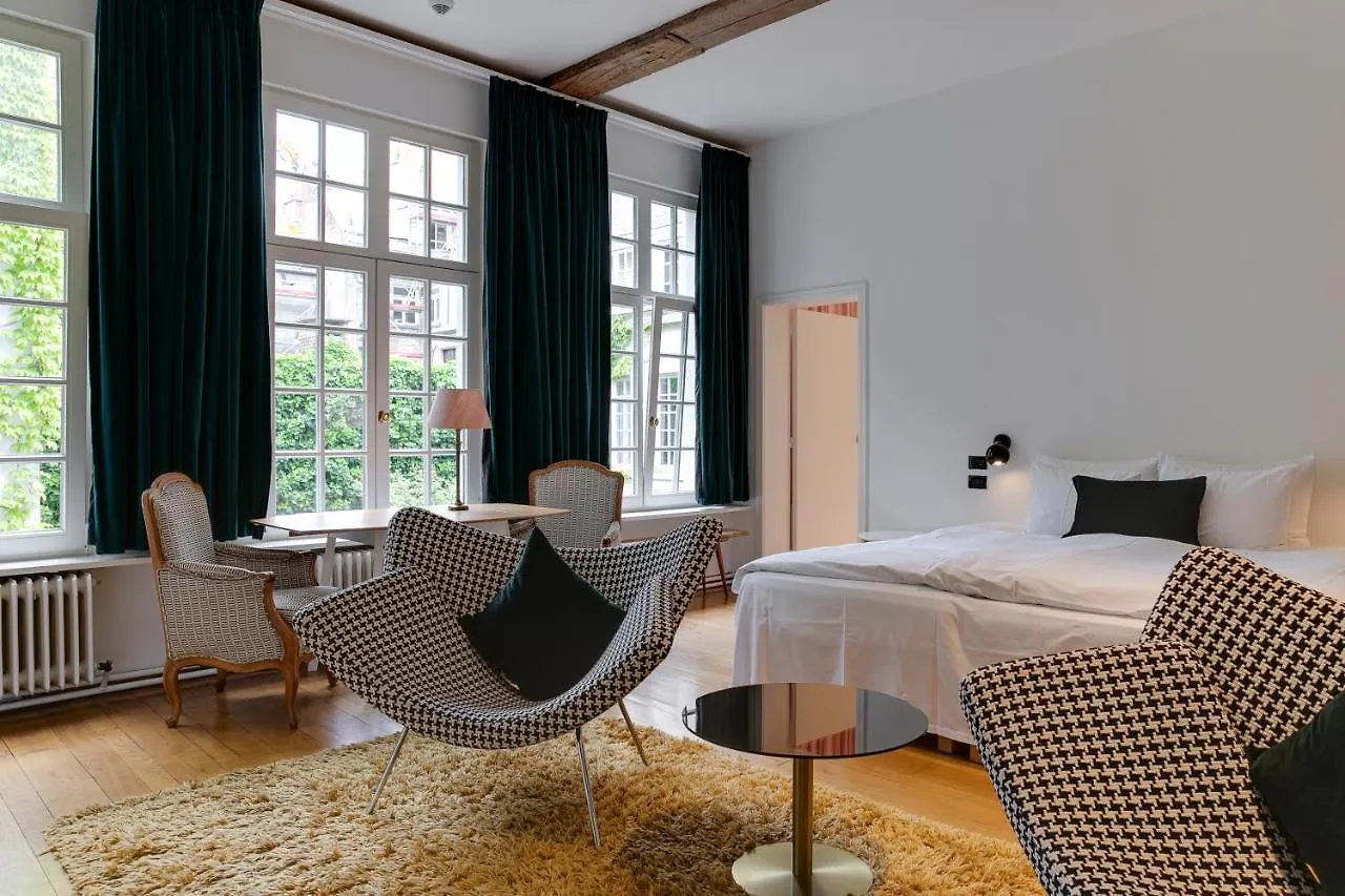 Small Luxury Hotel De Witte Lelie Antwerp 4*,